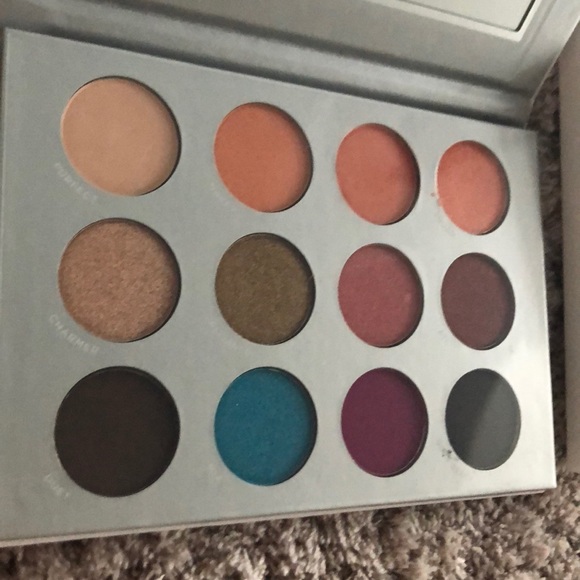 Brand new PUR x body charm palette - Picture 4 of 5